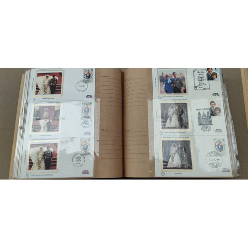 759 - Album of The Royal Family commemorative Cards covers and coins.