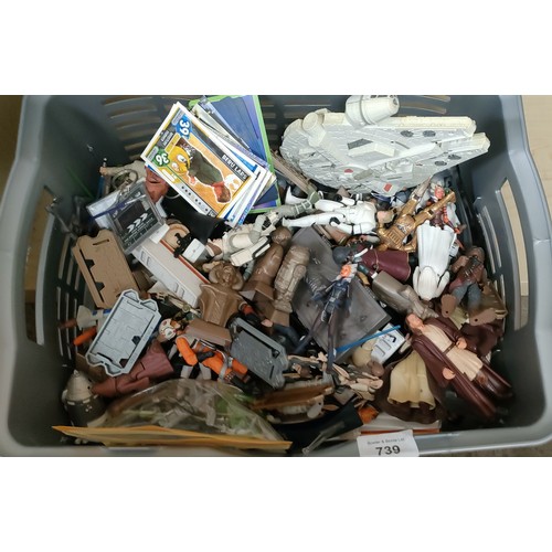 739 - Basket of Star Wars Clone Wars figures; Ashoka, Obi Wan, Anakin, Capt Rex and many others.