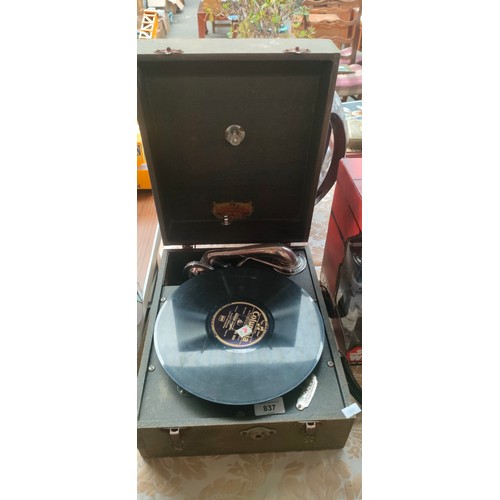 837 - Antique Meritone portable record player.