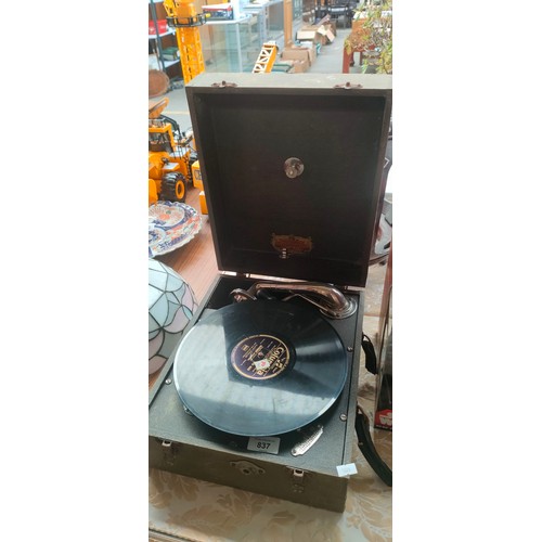 837 - Antique Meritone portable record player.