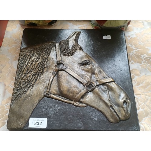 832 - Heavy Horse design wall plaque