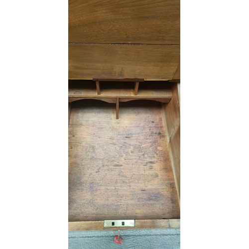 896 - Antique writing slope with key