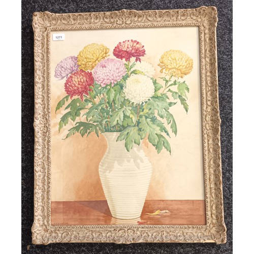 1271 - H.M.Bissell DA
Framed watercolour depicting a still life on flowers, signed.
[Frame 74x58cm]