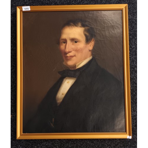 1272 - 19th Century Portrait of a Gentleman, oil on canvas, unsigned.
[Frame66x56cm]