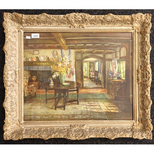 1278 - Print titled 'Tudor Cottage' within a ornate frame.
[Frame  60x69cm] [44x54cm]