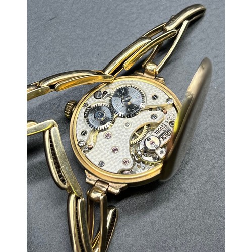 1164 - 1918 Ladies Rolex 9ct gold cocktail watch. 15 jewels- Swiss Made. In a working condition. Comes in o... 