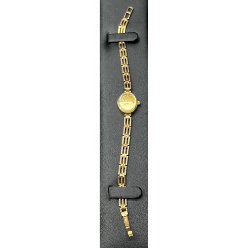 1171 - Vintage ladies 9ct Accurist Quartz cocktail watch with 9ct gold bracelet. [11.68grams]