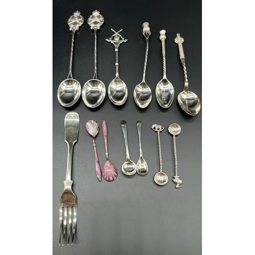 1174 - A Collection of mixed silver spoons and condiment spoons; Three silver hunting presentation spoons, ... 