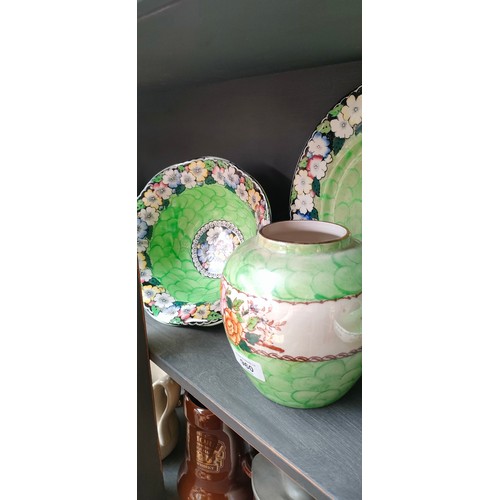 960 - Shelf of Maling ware; Green Thumb print bowls and plates etc