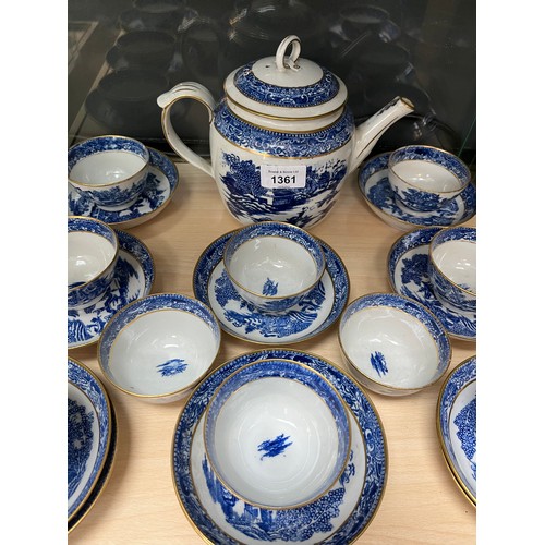 1361 - Two shelf of 19th century porcelain; Possible Worcester blue and white Willow pattern cups and sauce... 