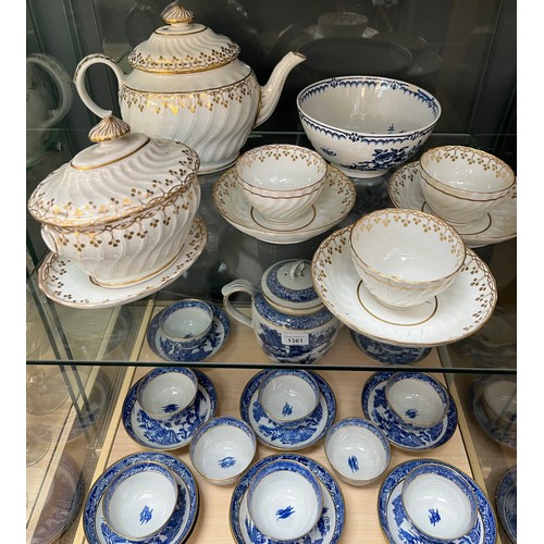 1361 - Two shelf of 19th century porcelain; Possible Worcester blue and white Willow pattern cups and sauce... 