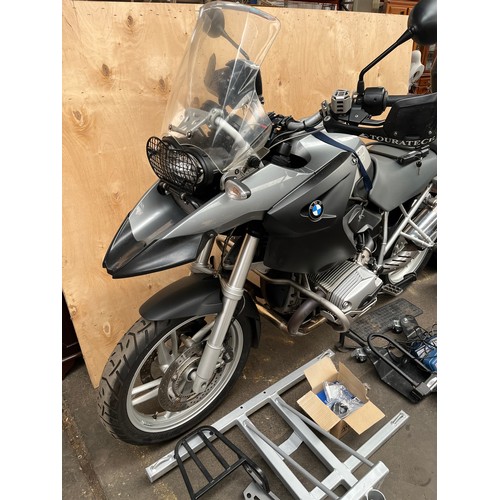 872 - BMW R1200 GS Motorcycle and accessories; 23990miles 2007 plate, passed all MOT's, MOT Expired July, ... 