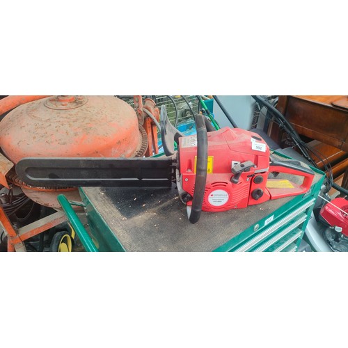 992 - Petrol chainsaw