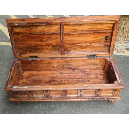 1024 - Mexican pine chest