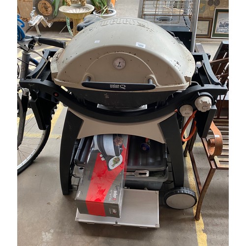 1029 - Weber Gas BBQ and accessories. New rotisserie