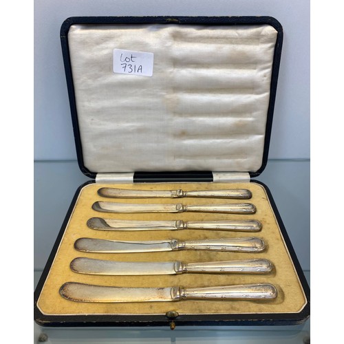 731A - Boxed set of six Sheffield silver handle butter knives