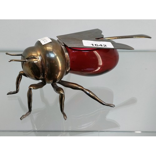 1642 - Large vintage Mappin & Webb Silver plate Bee shaped honey pot with ruby glass preserve. Comes with s... 