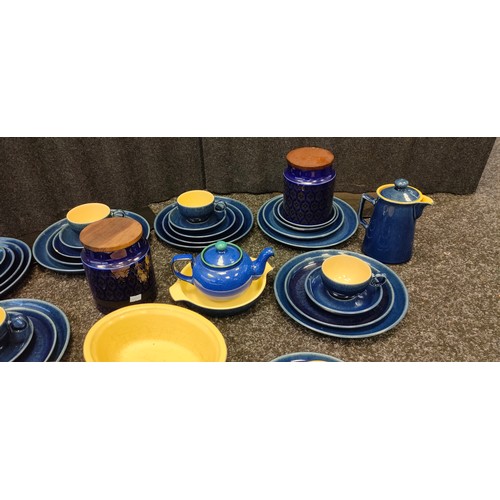 1657 - Denby blue design dinner service.