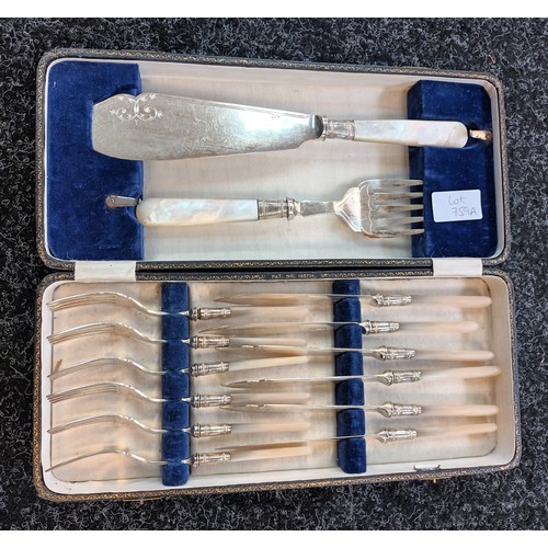 759A - Cased Mother of pearl and E.P Fish knives and forks with server set. Together with boxed mother of p... 