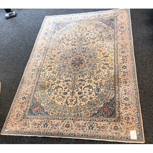 1672 - A Very Fine Part Silk Nain Central Persian Rug with soft pastel colours 320 cm x 203 cm