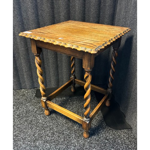 1321 - Antique oak side table, the square top with crust edging raised on barley twist legs ending in block... 