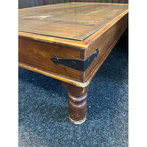 1681 - A Large Hardwood Rustic Indian Door upcycled into a lounge table. Has a fitted Glass insert top. [41... 