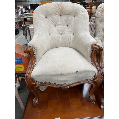 1006C - A Victorian button back arm chair in need of reupholstery