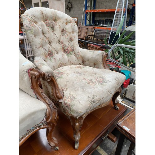 1006B - A Victorian button arm chair