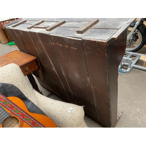 998A - A 17th century dresser top