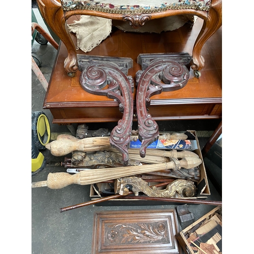 1005A - A selection of antique furniture restoration items includes ornate wood legs