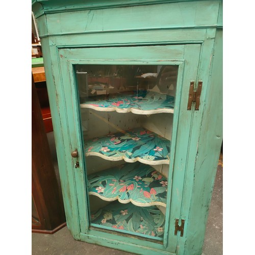 922A - 2 antique corner cabinets