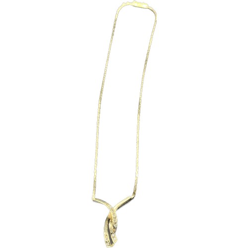 35 - 9ct yellow gold pendant with attached necklace. Pendant area fitted with various sized diamonds. [8.... 