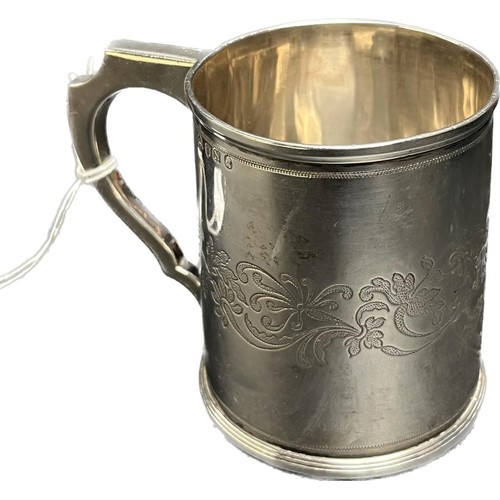 502 - Georgian London silver christening mug. [131grams] [7.5cm high]