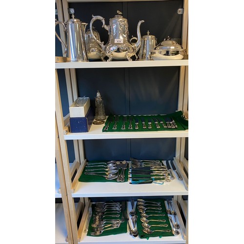 678 - Collection of silver plate and E.P Wares; Collection of Mappin & Webb cutlery/ flatwares- comes with... 