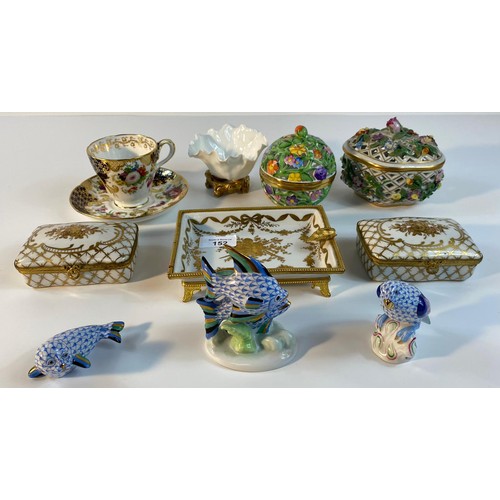 152 - A collection of collectable porcelain; Herend Hungary porcelain angel fish figure, seal figure and p... 