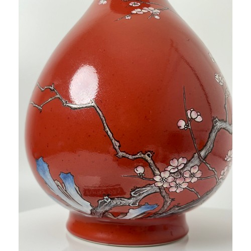 150 - A VERY RARE RED- GLAZED ENAMELLED VASE, YUHUCHUNPING, Seal mark of the Chinese Qianlong period [1736... 