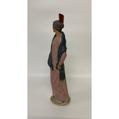 406 - A large Nao Lady figurine [40cm]