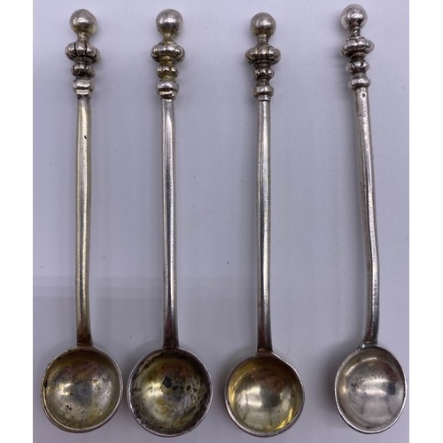 75 - A set of four Victorian salt spoons George Fox, London 1878, hemispherical plain bowl and stem, well... 