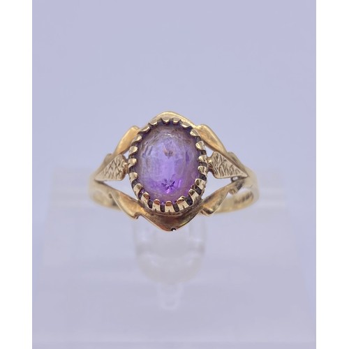 13 - 9ct gold ladies ring, oval cut amethyst stone 
Size:S
Weight:2.19g