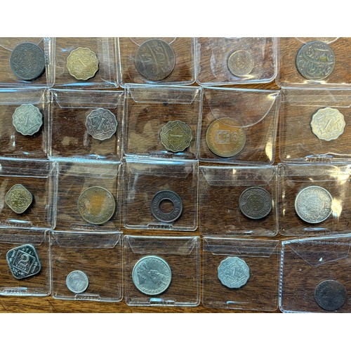 44 - INDIA – a selection of mixed coins, silver, bronze, ¼ Anna 1835, British Bengal, 1 pie; mid-20th cen... 