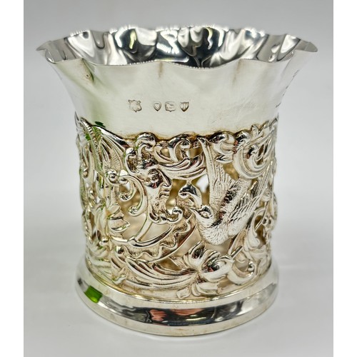 52 - Goldsmiths & Silversmiths of London silver posy vase with original green glass liner and birds and f... 