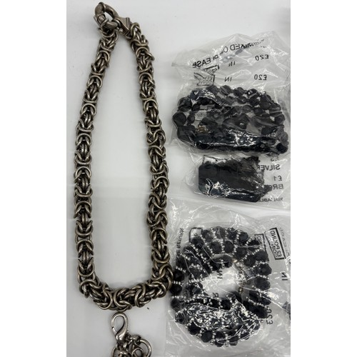 100 - 30 costume and white metal necklaces and chains