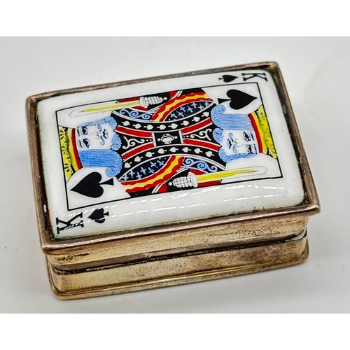 19 - Small silver snuff box with playing card enamelled top
Weight - 26g