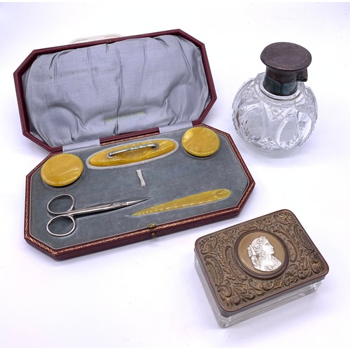 30 - Silver topped crystal perfume bottle together with vintage yellow bakelite manicure set and cameo to... 