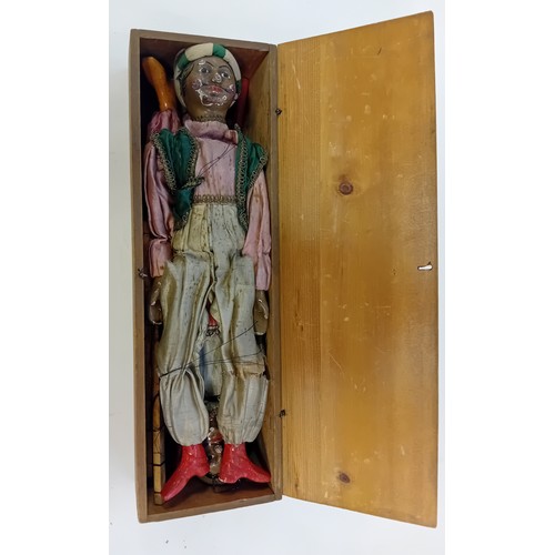 114 - Pair of 19th Century Ethnic puppets with strings and original clothing