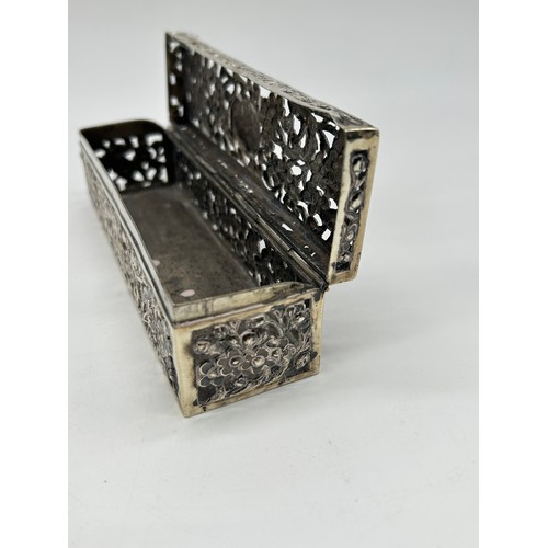 8 - 19th century Chinese Export box and cover Ho Ho circa 1890, pierced rectangular form with hinged lid... 