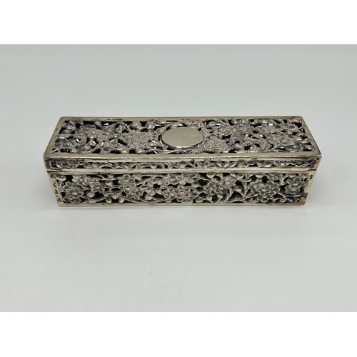 8 - 19th century Chinese Export box and cover Ho Ho circa 1890, pierced rectangular form with hinged lid... 