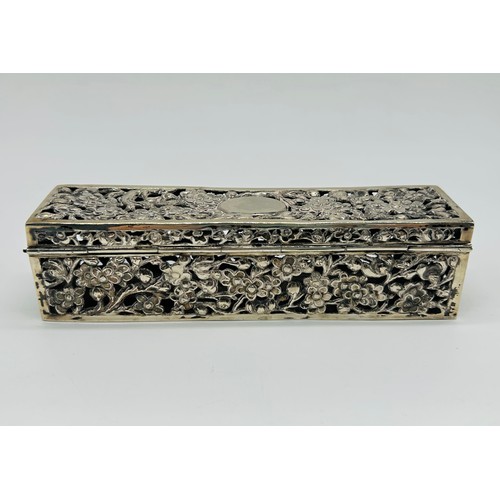 8 - 19th century Chinese Export box and cover Ho Ho circa 1890, pierced rectangular form with hinged lid... 