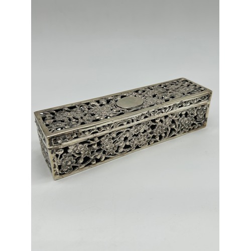 8 - 19th century Chinese Export box and cover Ho Ho circa 1890, pierced rectangular form with hinged lid... 