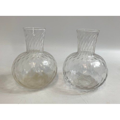 116 - Collection of glassware to include pair of Edwardian etched glasses and decanters